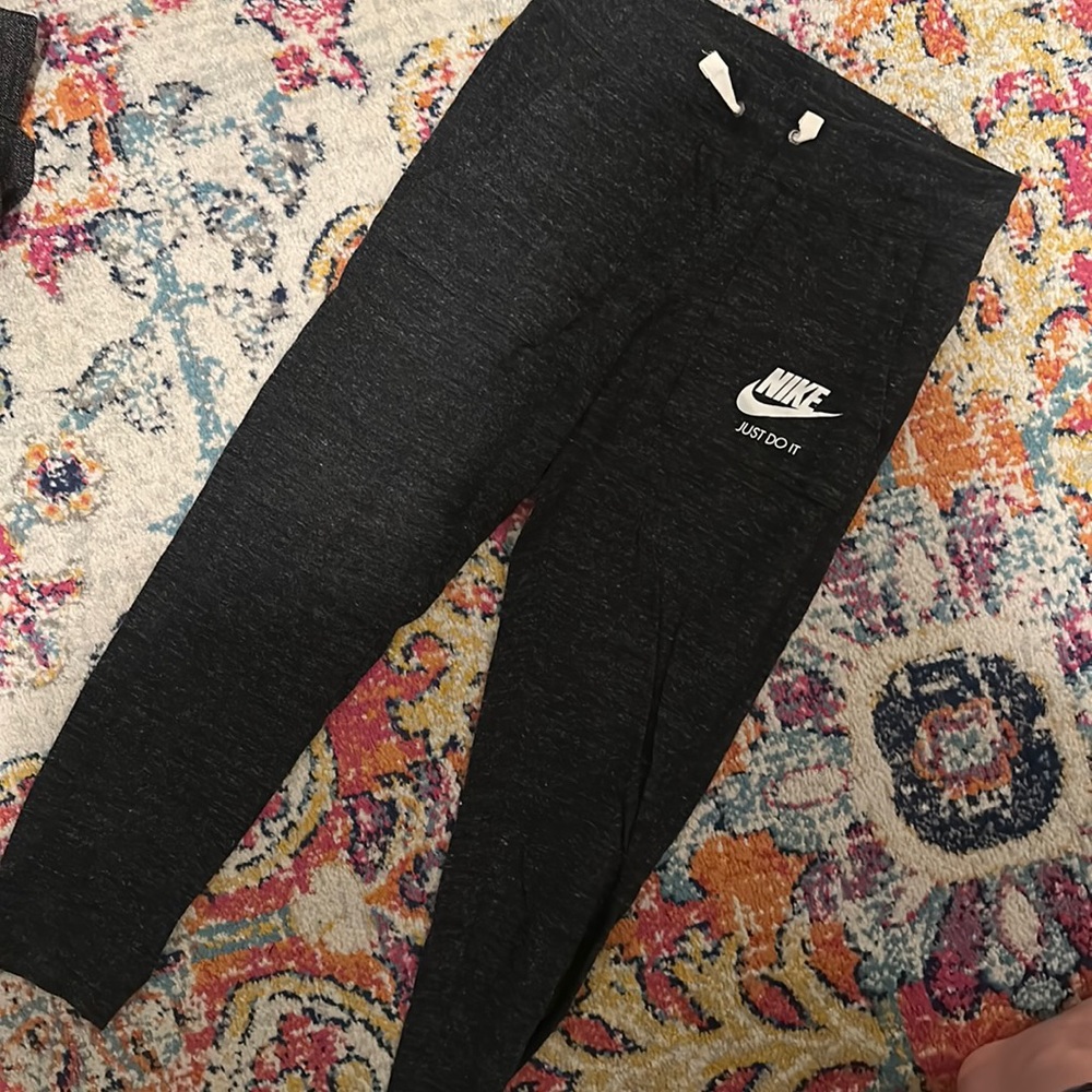 Nike joggers